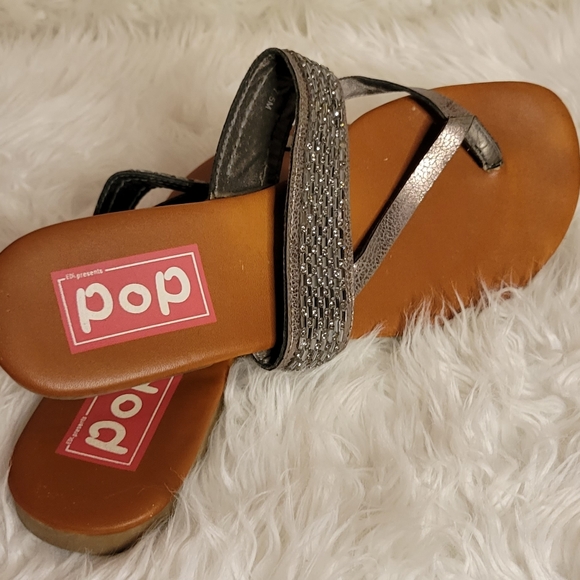 EDL Pop Sandals - Picture 3 of 3